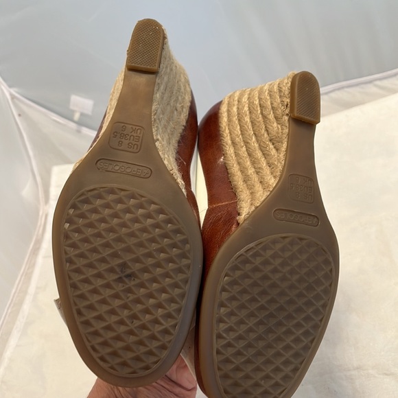 Aerosoles Peep Toe Wedge - Picture 11 of 16